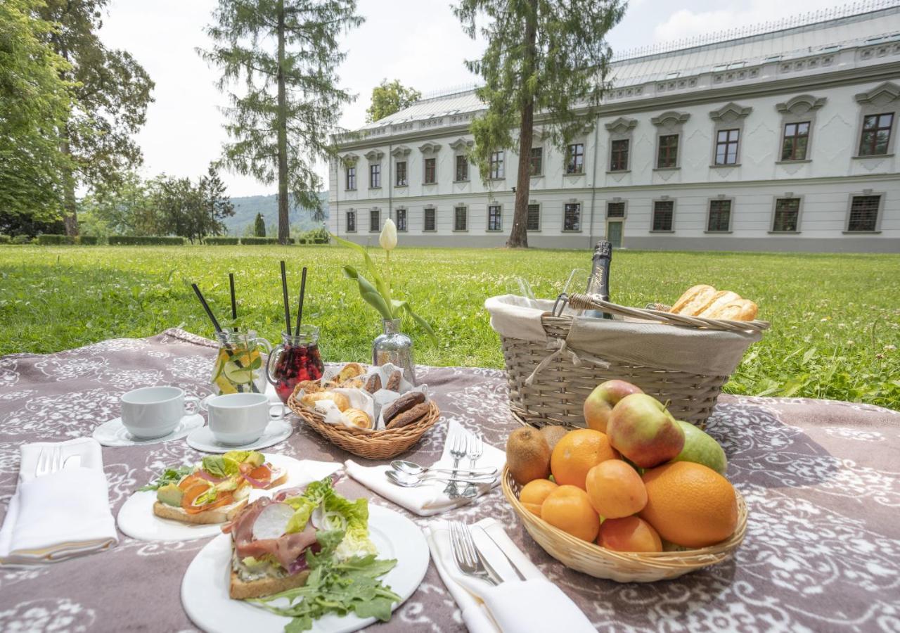 Hotel Gino Park Palace Povazska Bystrica Exterior photo